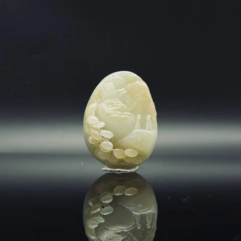 和田玉且末糖白山水吊坠 2164