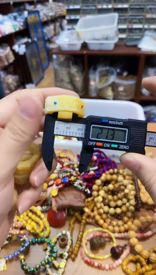 【闪购商品】非洲檀香手串/手链驼骨大跑环