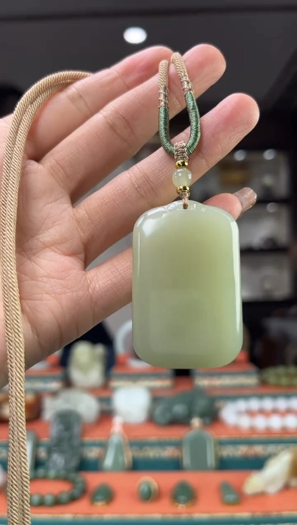 【闪购商品】和田玉颈饰未镶嵌佩佩