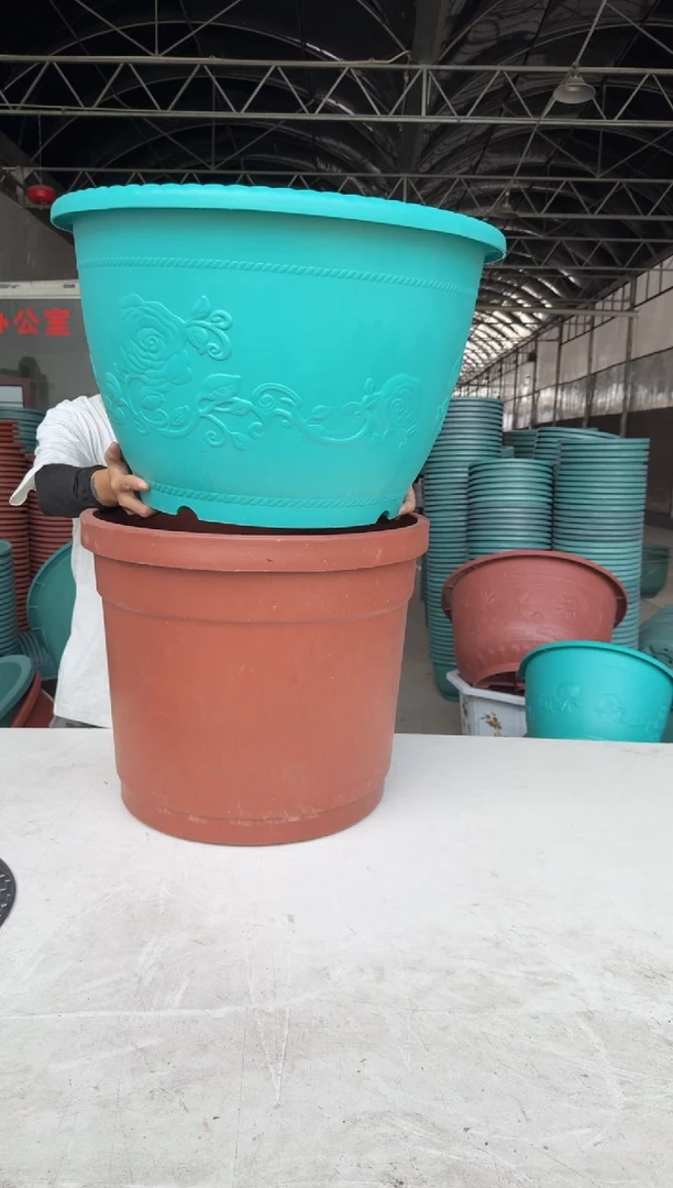 53口径红色桶盆2个，多加2孔