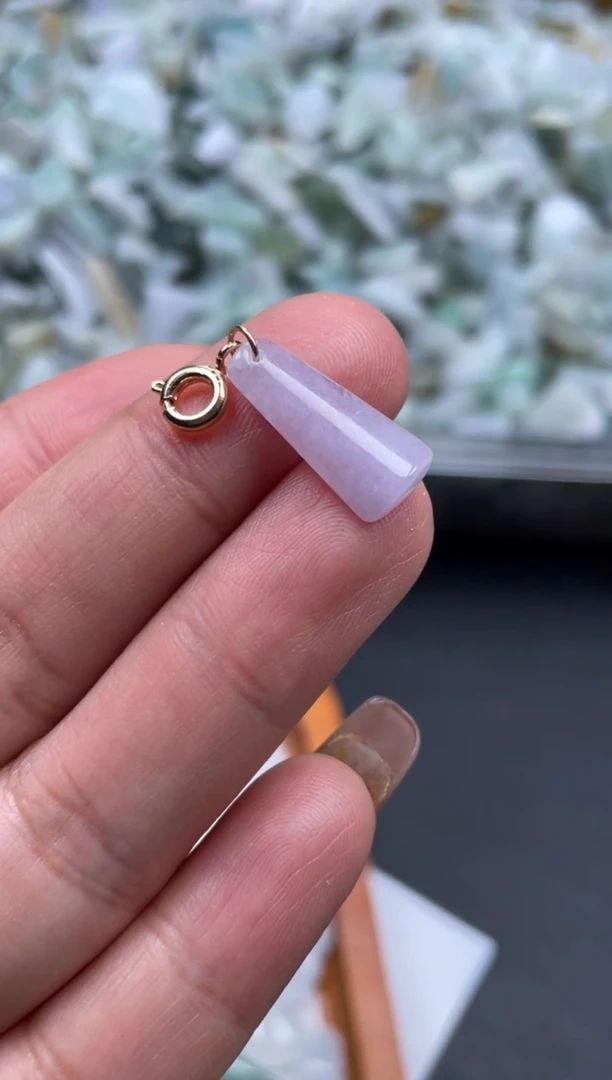 配石翡翠天然翡翠12