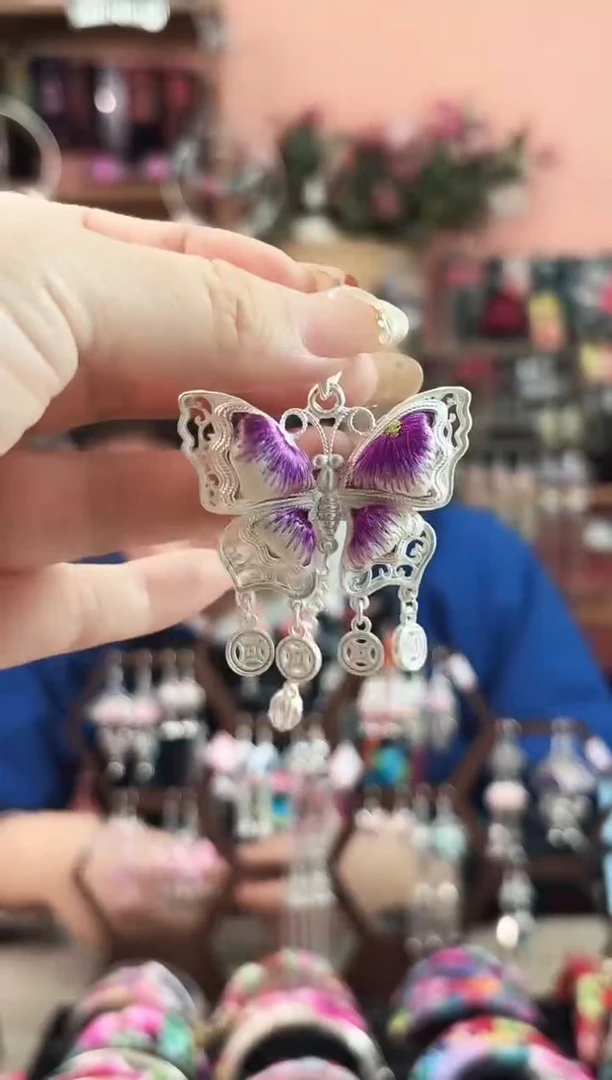 艺枝独绣手工饰品102