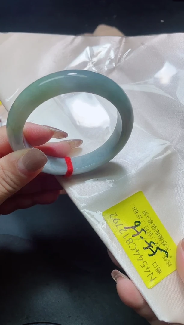 未镶嵌手镯翡翠55/12792