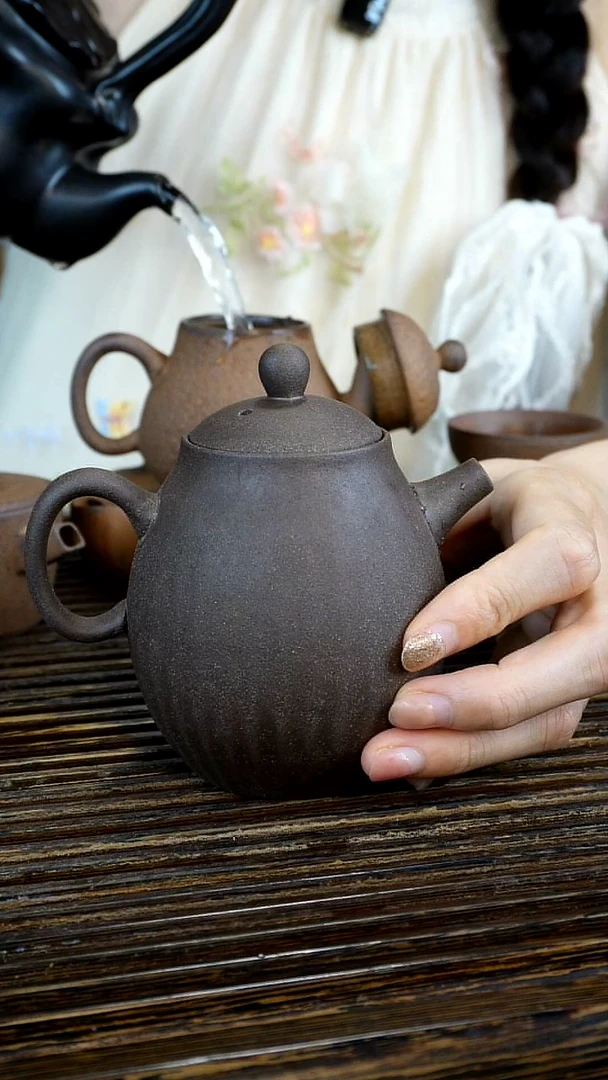 原矿老岩泥 黑金沙文旦壶260cc