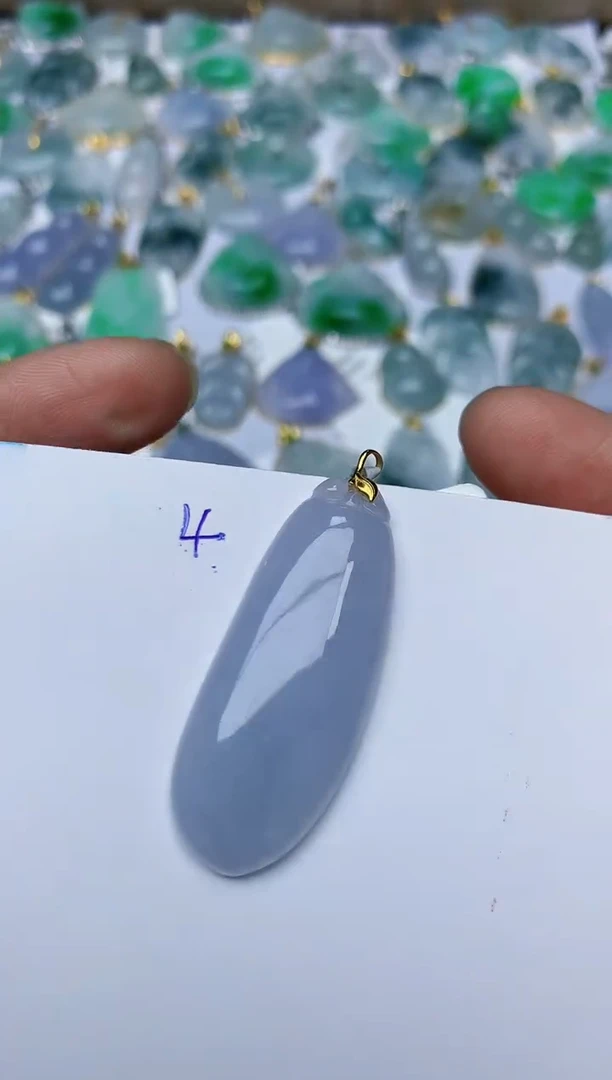 【闪购商品】翡翠颈饰18K金镶嵌天然翡翠A货