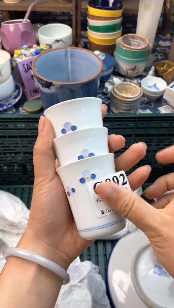 瓷片[○･｀Д´･ ○][○･｀Д´･ ○]