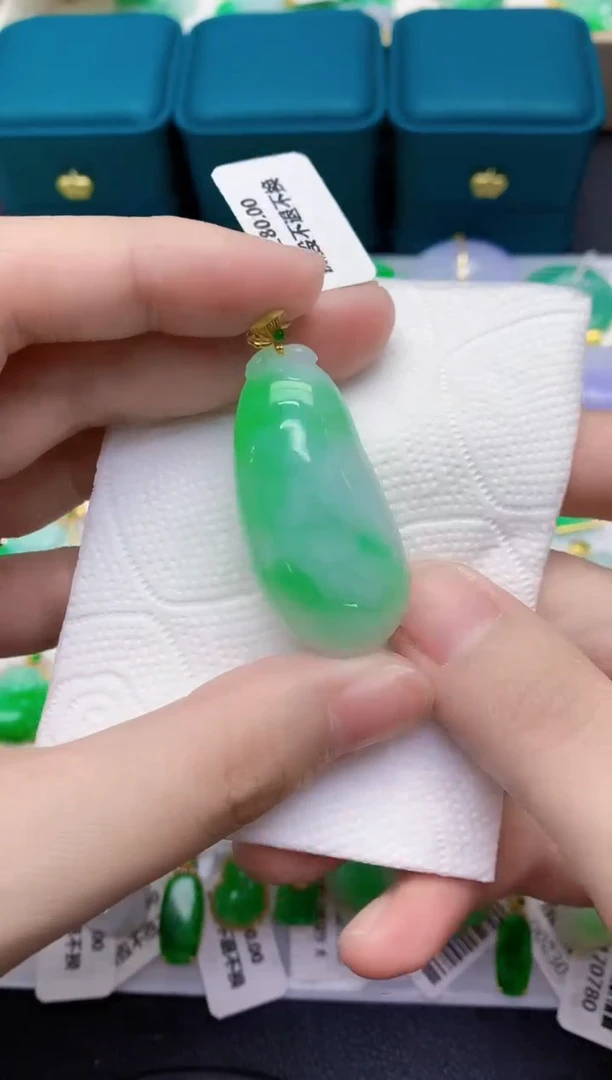 颈饰18K金镶嵌翡翠天然翡翠缅甸A货