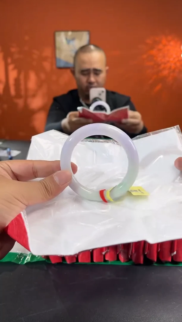 未镶嵌手镯翡翠翡翠手镯