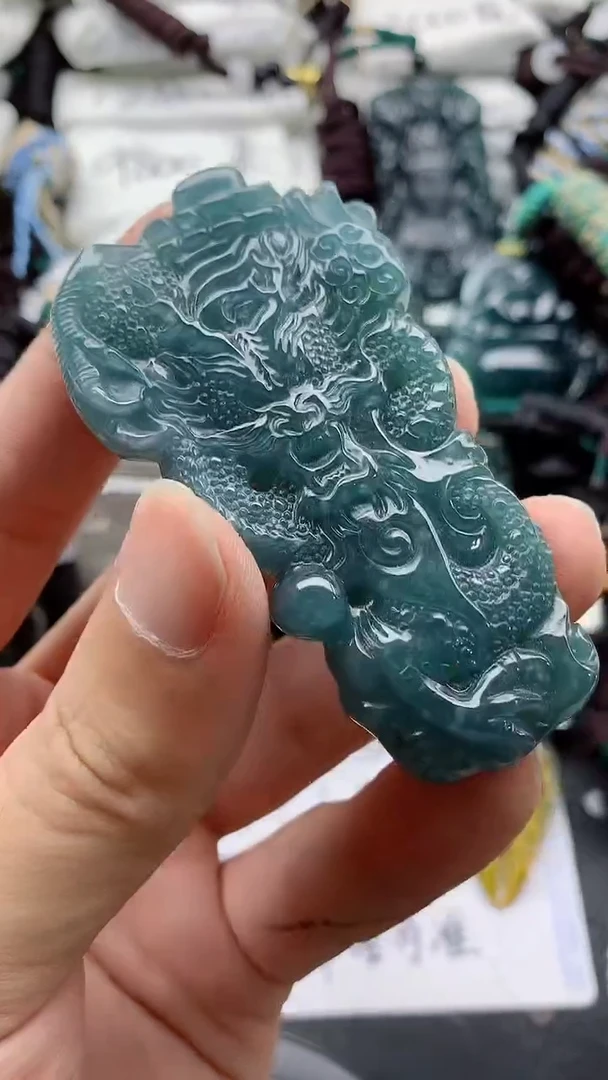 翡翠未镶嵌颈饰888