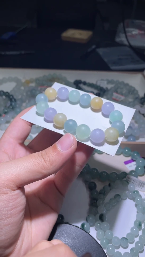 未镶嵌定制翡翠翡翠手串