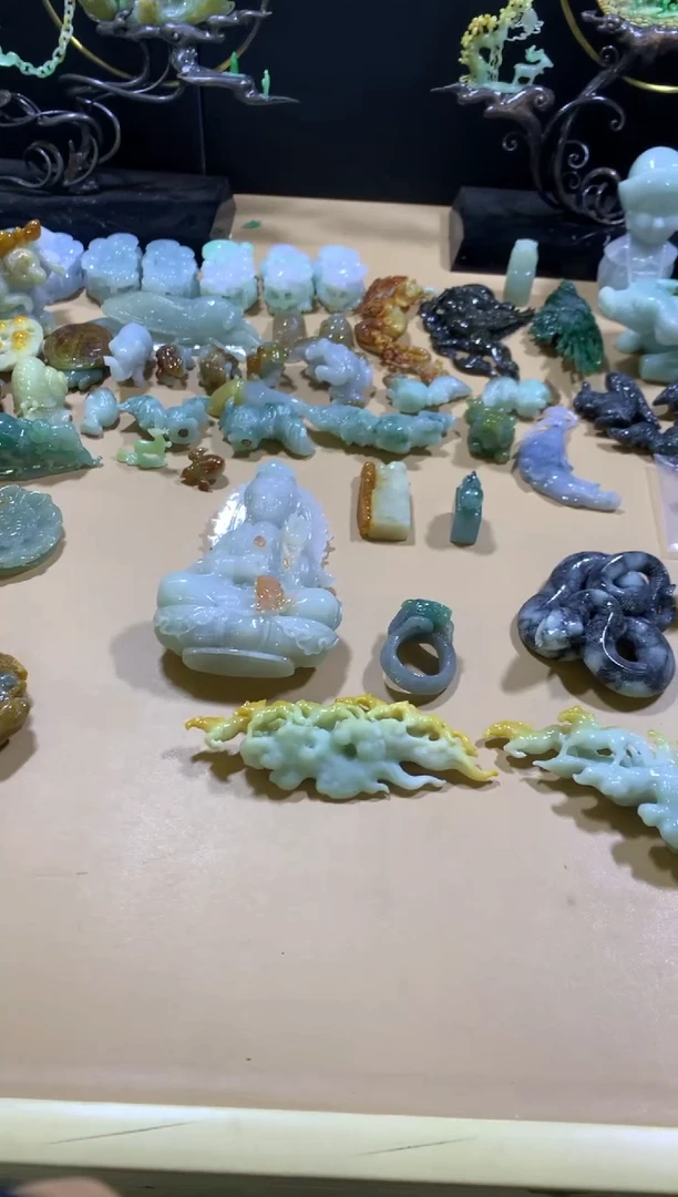 未镶嵌挂件翡翠你****干翡翠摆件