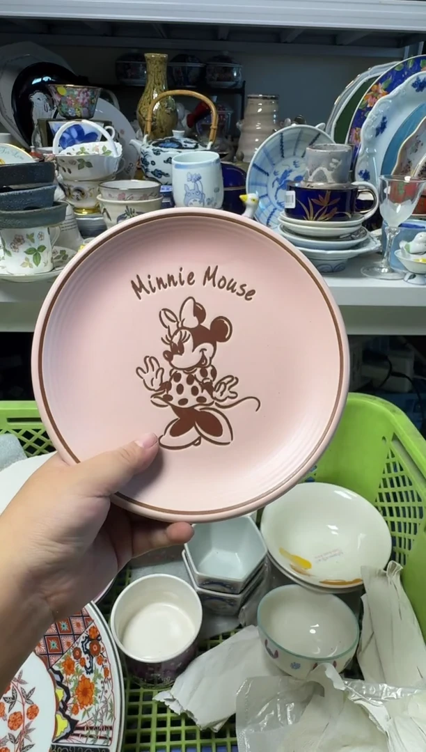 中古瓷器，默认微瑕厚****华-厚沃老茶馆 ＿程华