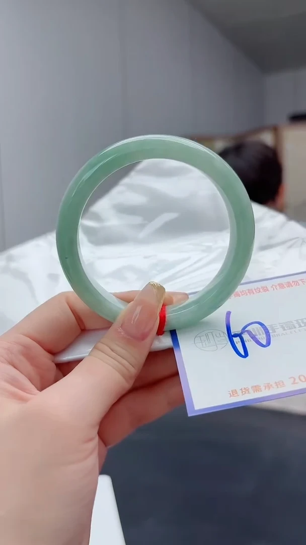 翡翠手镯未镶嵌111111111111