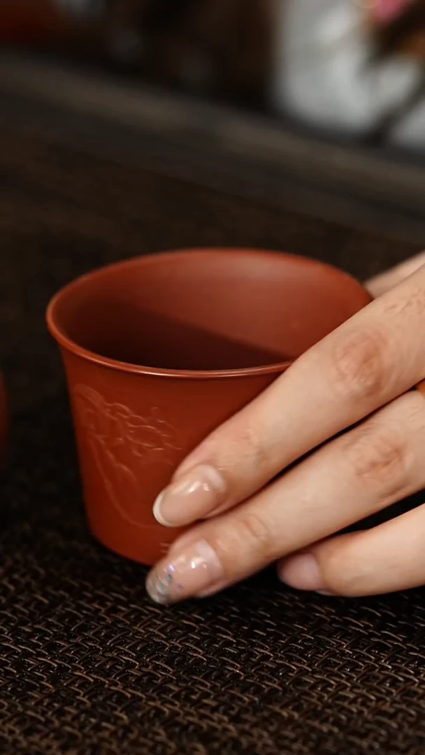茶壶紫砂朱泥 刻绘（财）