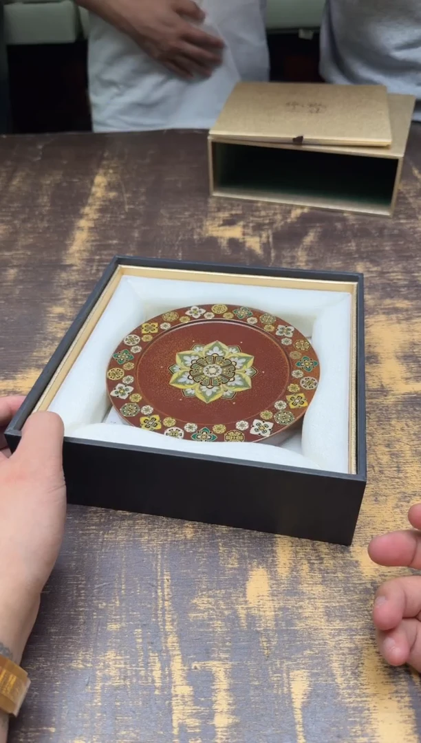 漫***待（预售）叶小芳大唐盛世如意三足盘