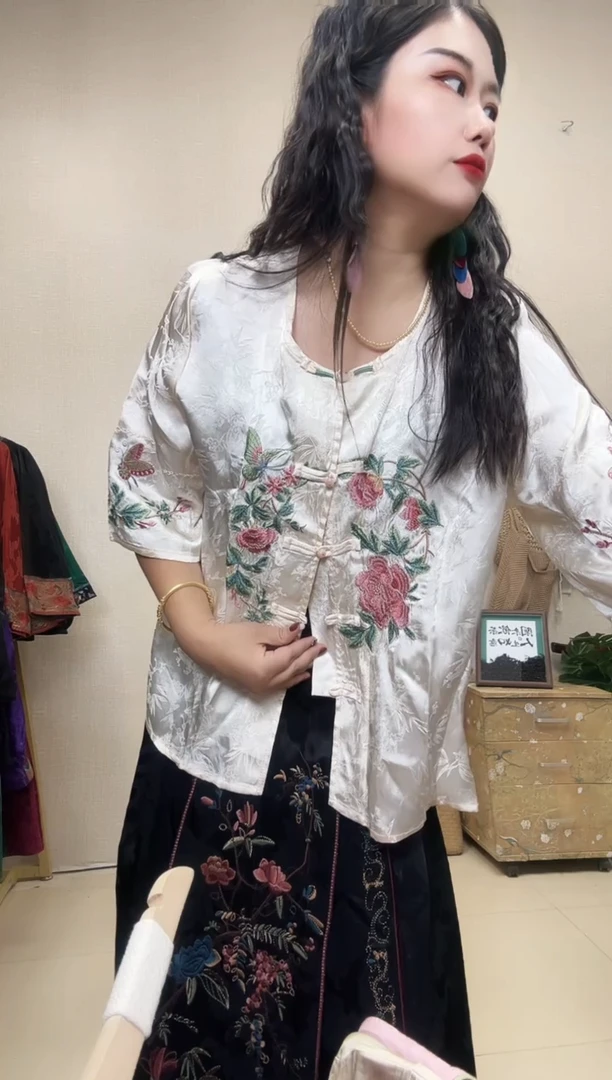 中国风时尚重工刺绣上衣中式复古百搭唐装外套