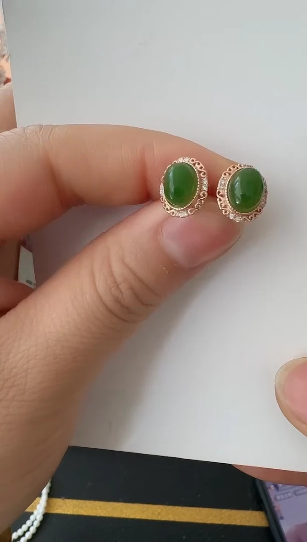 【闪购商品】和田玉w银S925镶嵌耳钉