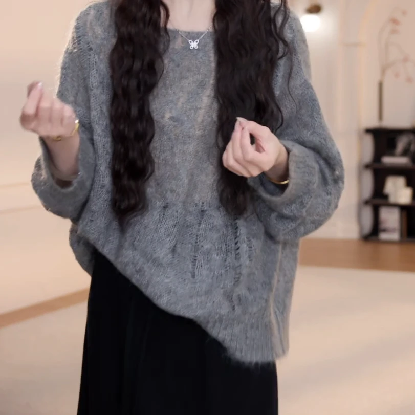 早秋百搭纯色扭花镂空针织长袖C5860