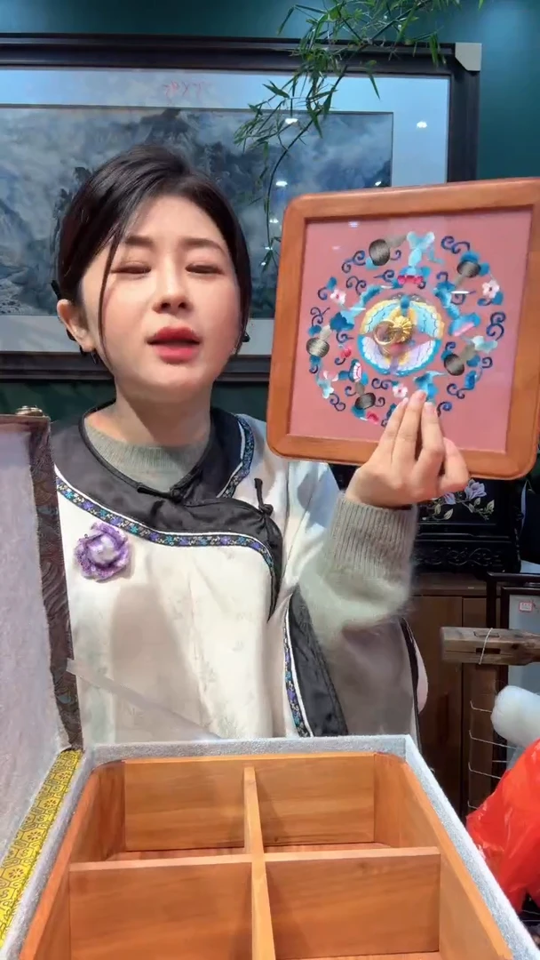 横款非遗苏绣纯手工刺绣果盒