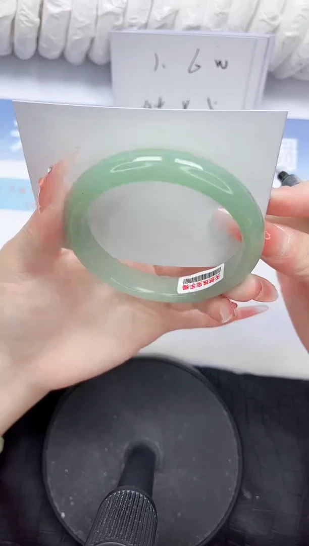 石英质玉手镯未镶嵌185-58.2