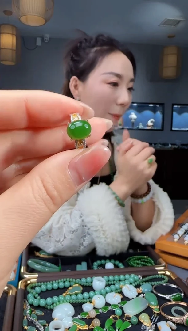 银S925镶嵌戒指和田玉1