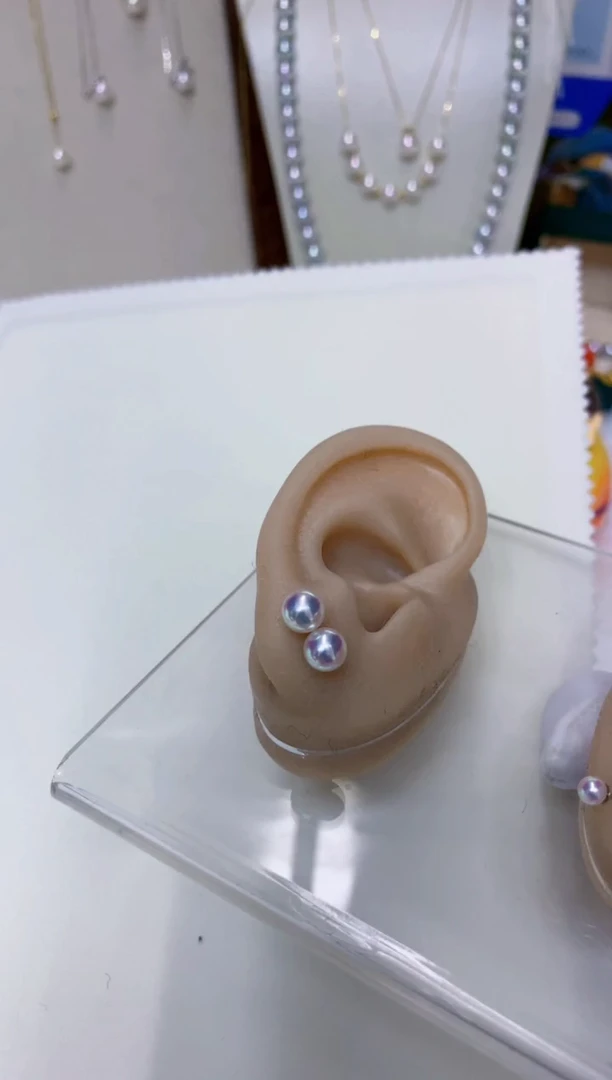 18K金镶嵌海水珍珠饰品6-7素钉定制