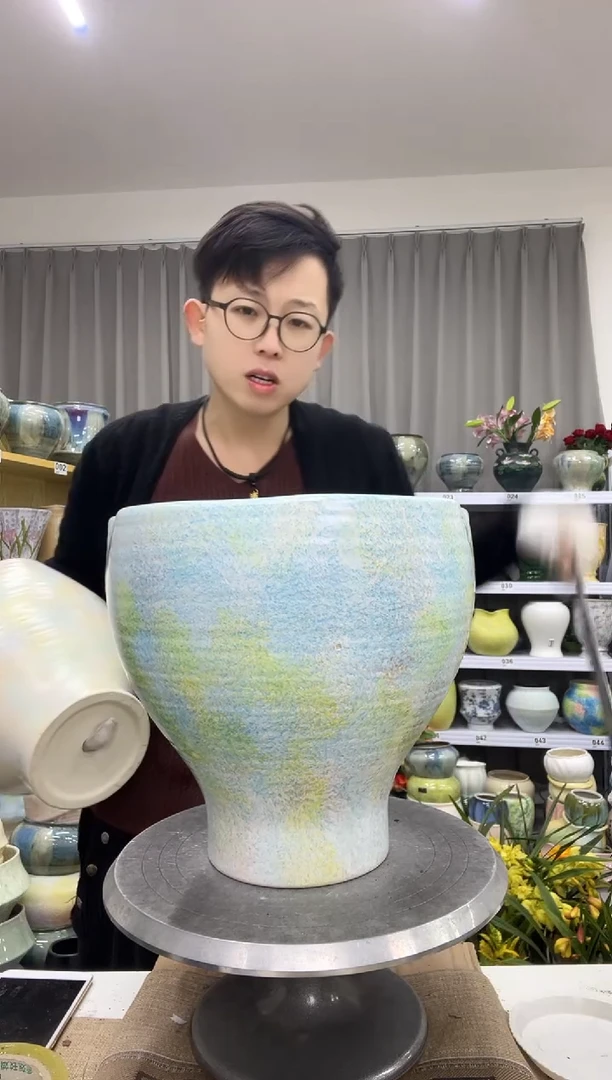 【12.14】花盆链接 高：26  口：26