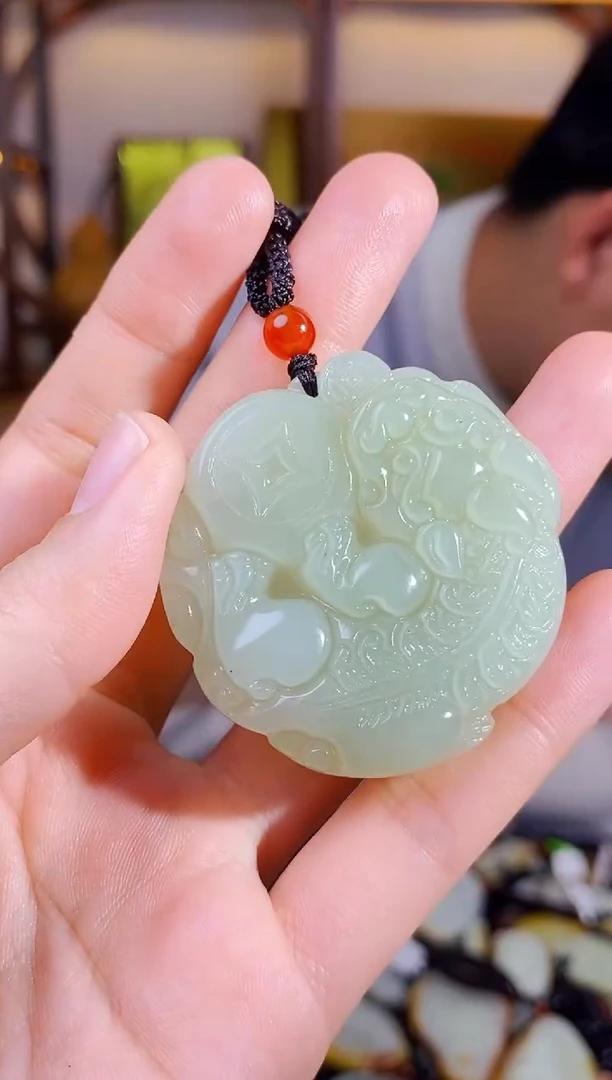 【闪购商品】和田玉颈饰未镶嵌1多样性发货拍一单发一个