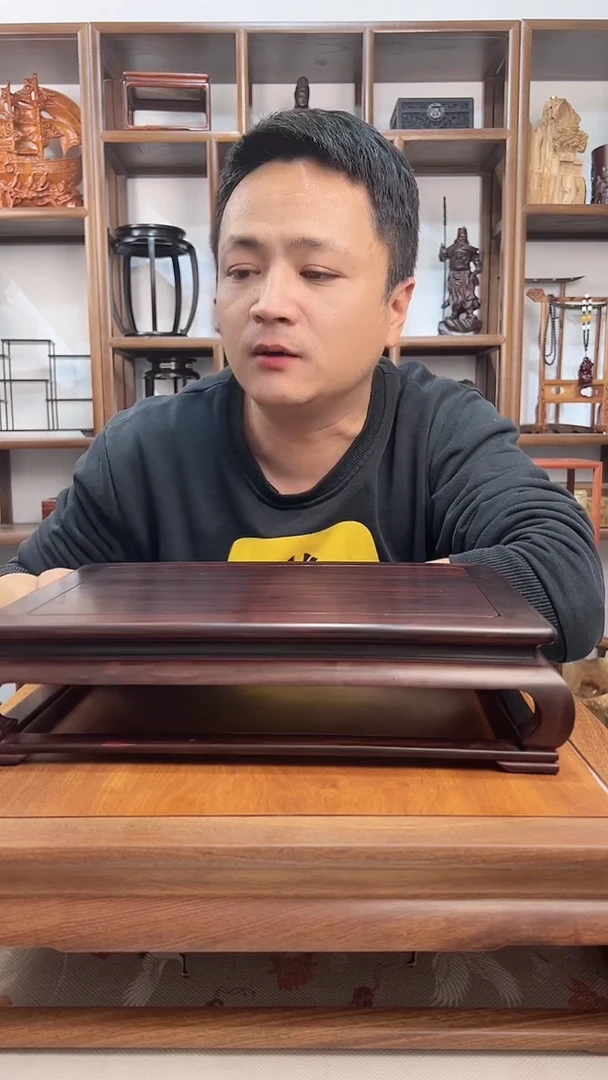 【闪购商品】交趾黄檀（大红酸枝）32*22*7.5