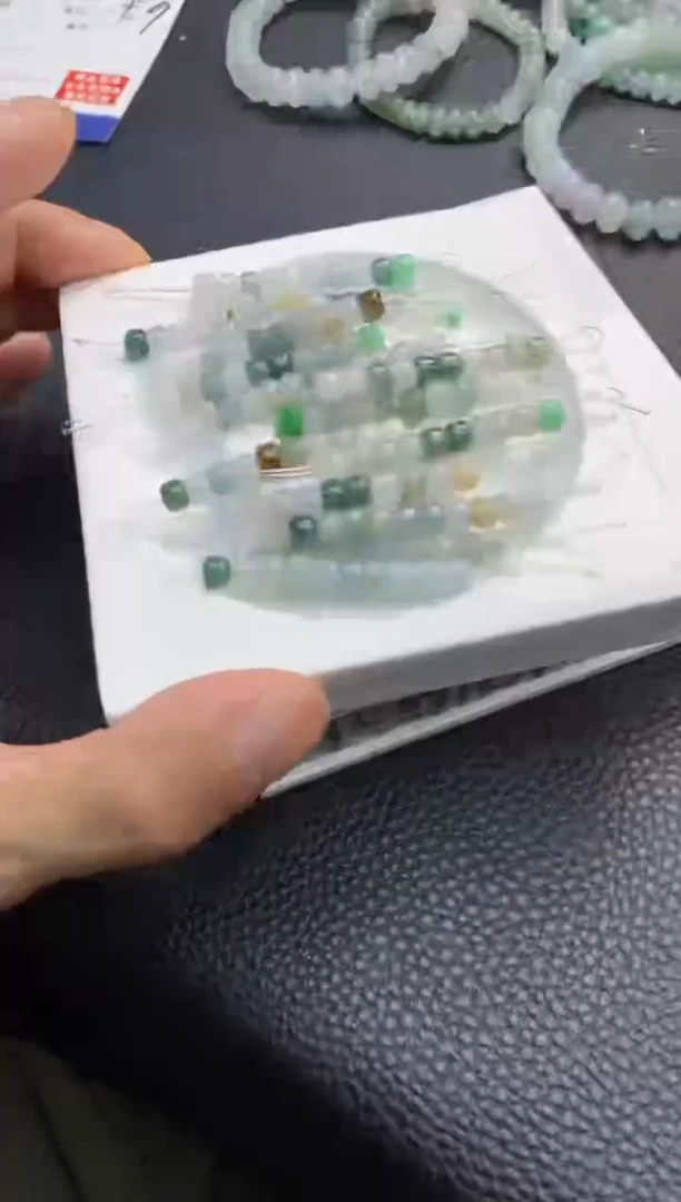 翡翠散珠12天然A货翡翠散珠多样性发20颗