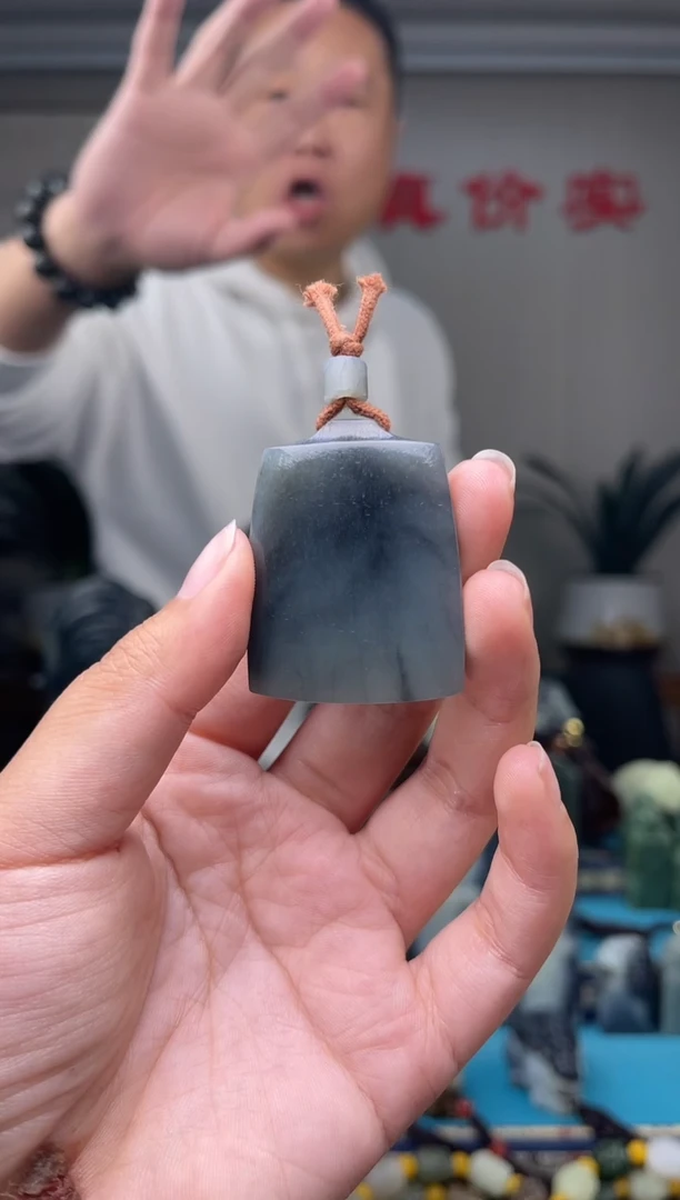 未镶嵌和田玉挂件1