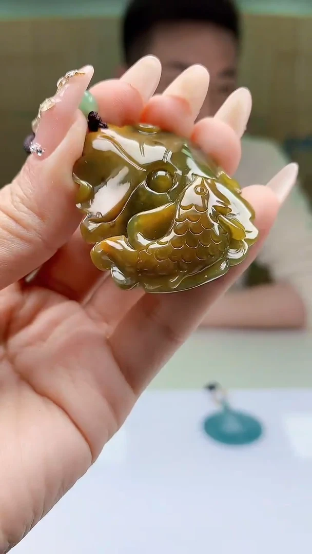 【闪购商品】定制翡翠未镶嵌4990ty-毛货挂件190