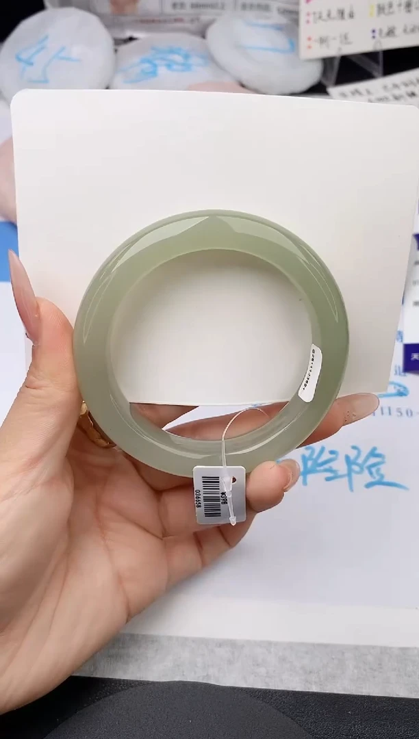 未镶嵌手镯石英质玉w160-DB57+