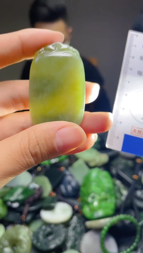 颈饰未镶嵌和田玉老*715