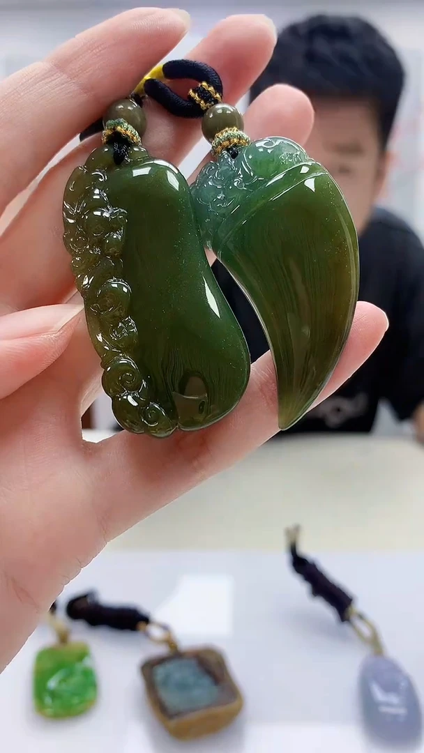定制翡翠未镶嵌5028zm-毛货一对挂件172