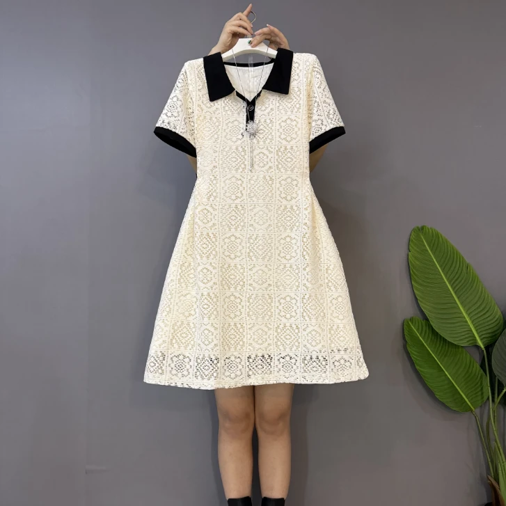 夏季新款大码女装时尚休闲简约百搭通勤POLO领宽松遮肉微胖连衣裙