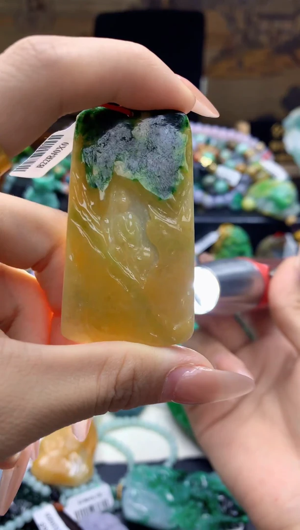 颈饰未镶嵌翡翠天然A货翡翠
