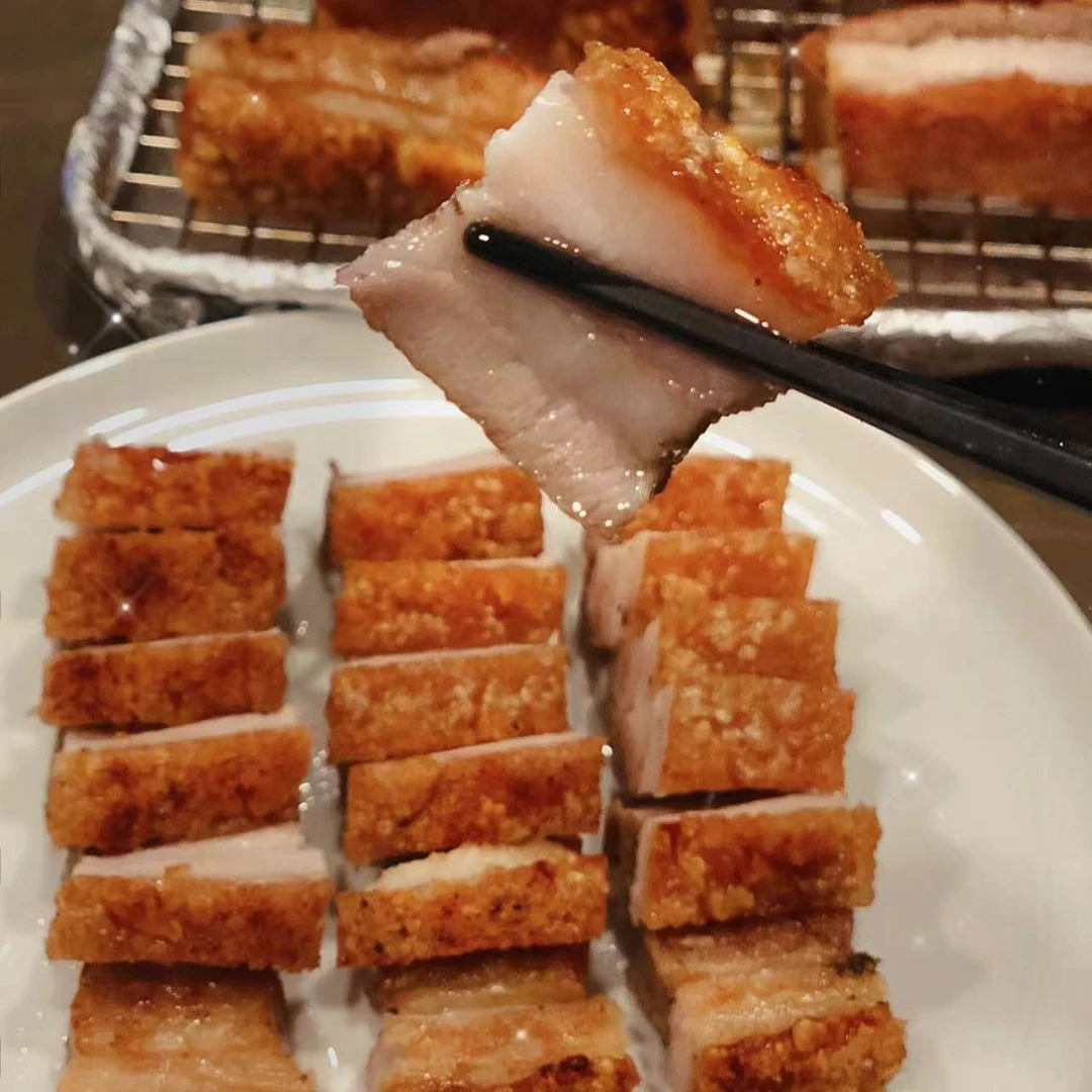 当天现杀现烧清远土猪烧肉，抽真空发顺丰广东烧猪肉脆皮烧猪肉