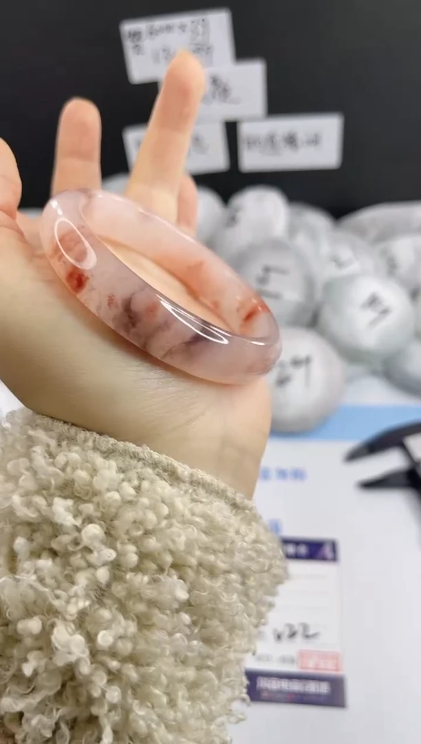 未镶嵌手镯石英质玉多样性发货V22