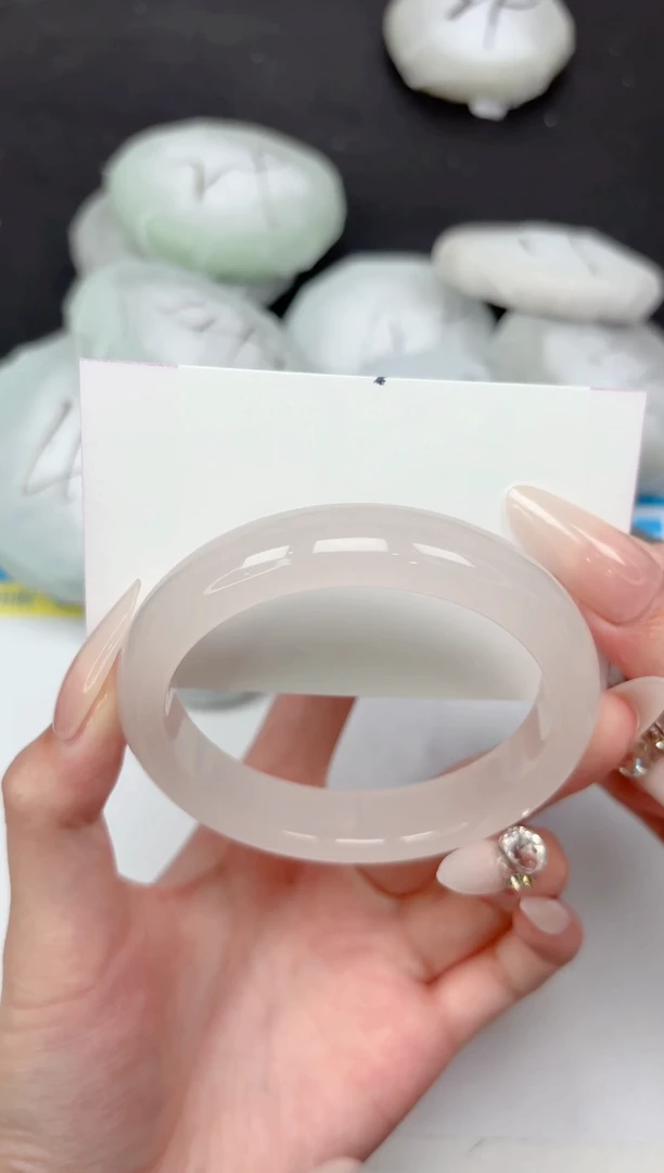 未镶嵌手镯石英质玉117-60