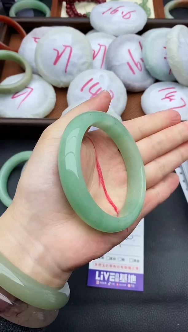 未镶嵌手镯石英质玉189+59/60