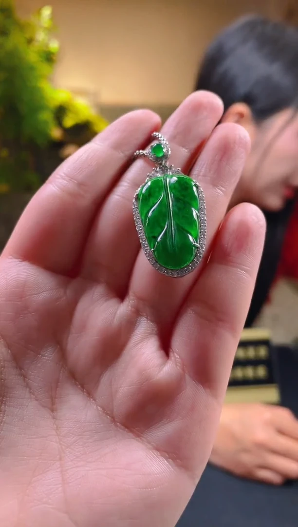 【闪购商品】定制翡翠未镶嵌天然A货翡翠