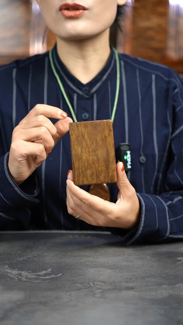 【闪购商品】金丝楠木雕190水波纹精工烟盒