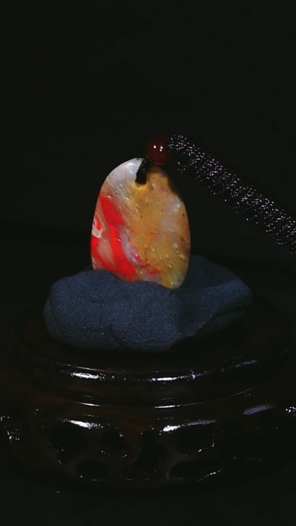 昌化鸡血石昌化鸡血石