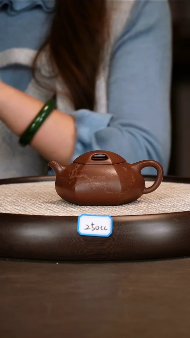 紫砂茶具【耿浩】紫泥六方牛盖   250CC