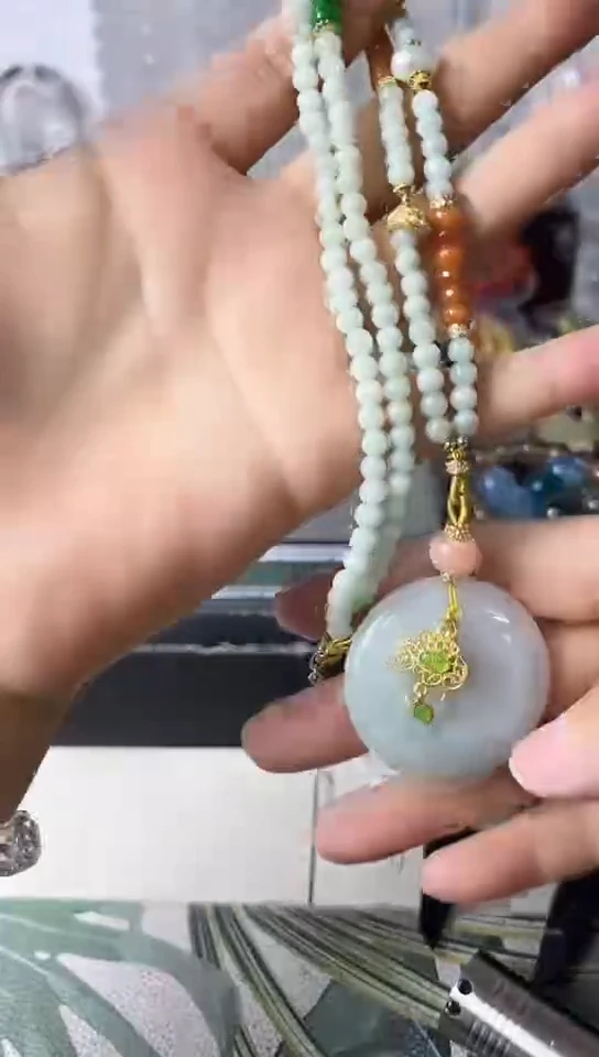 【闪购商品】翡翠颈饰未镶嵌矿坑付两次