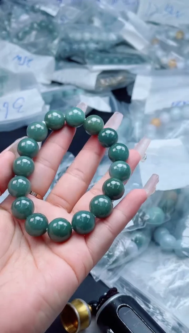 未镶嵌定制翡翠珠串13.6