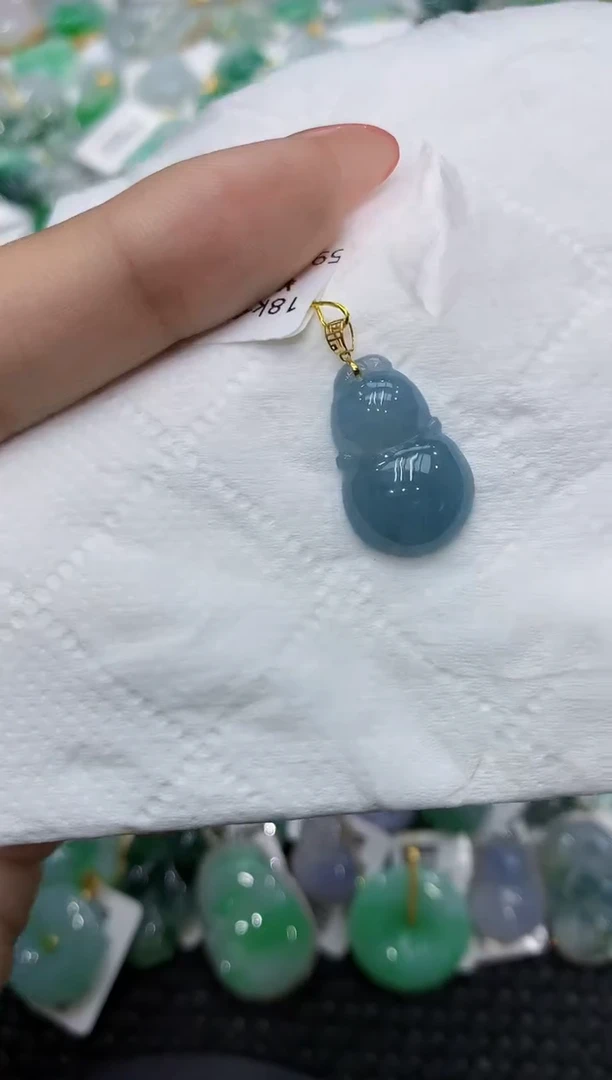 颈饰18K金镶嵌翡翠111111111111