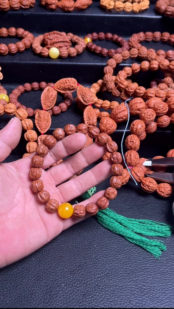 吊坠桃核姜**?文玩手串