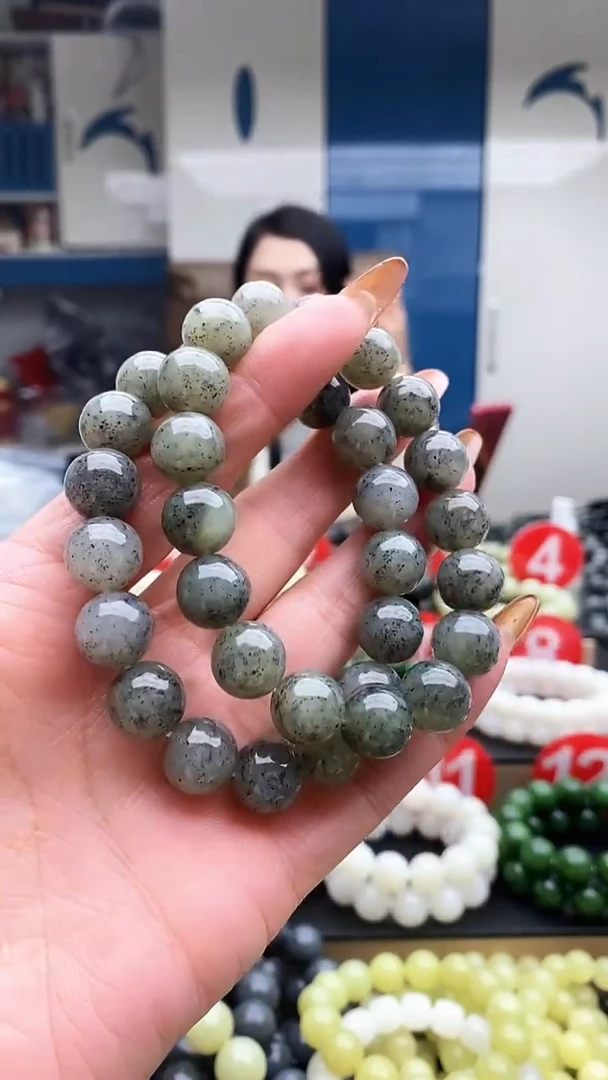 未镶嵌手串和田玉白肉点墨青花12